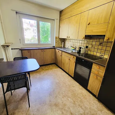 Apartment 5 Bedroom Center With Balcony Dorf - Self Checkin