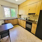 5 Bedroom Center With Balcony Dorf - Self Checkin
