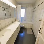 5 Bedroom Center With Balcony Dorf - Self Checkin *