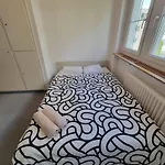 Апартаменты 5 Bedroom Center With Balcony Dorf - Self Checkin
