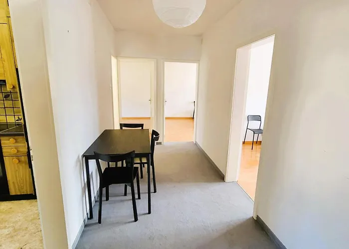 5 Bedroom Center With Balcony Dorf - Self Checkin 苏黎世