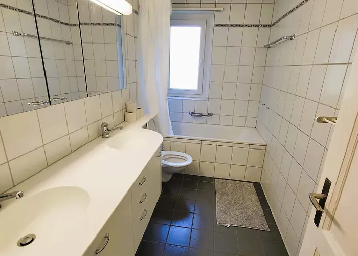 5 Bedroom Center With Balcony Dorf - Self Checkin *